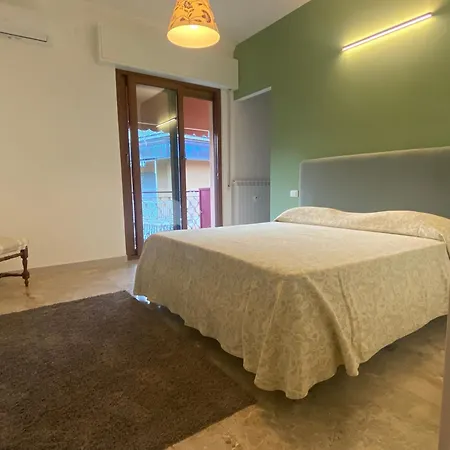La Casa Al Mare Апартаменты Рапалло